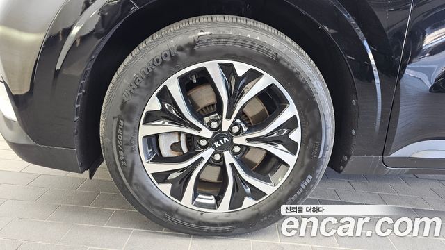 Kia Canival 2021 — photo 5