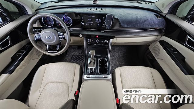 Kia Canival 2021 — photo 7