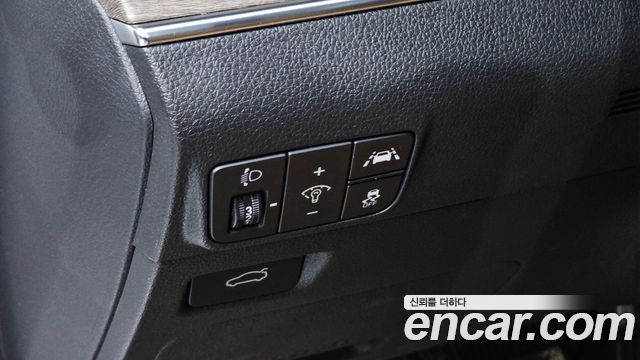 Kia K5 2023 — photo 20