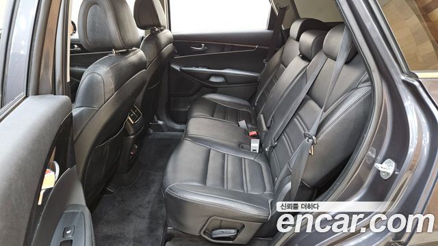 Kia Sorento 2016 — photo 10