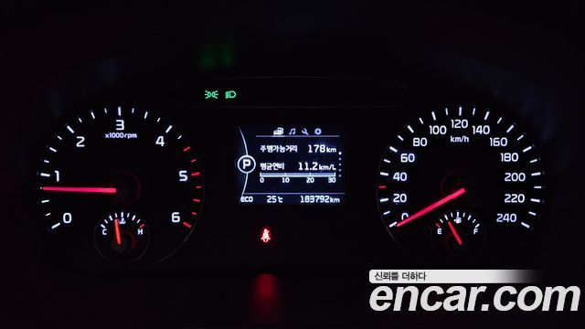 Kia Sorento 2016 — photo 12