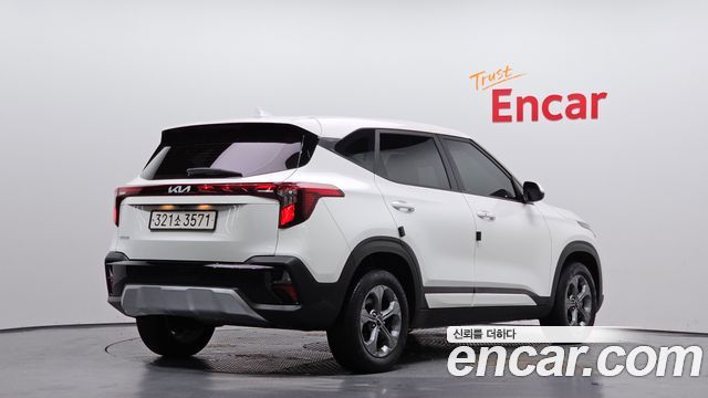 Kia Seltos 2023 — photo 2