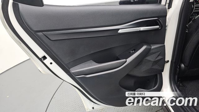 Kia Seltos 2023 — photo 15