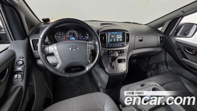 Hyundai Starex 2021 — photo 10