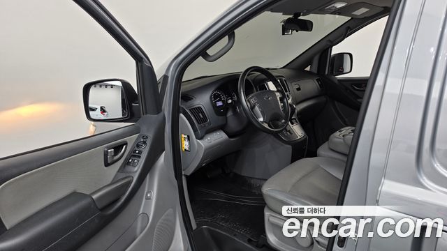 Hyundai Starex 2021 — photo 13