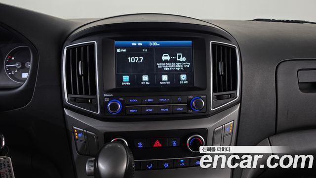 Hyundai Starex 2021 — photo 19