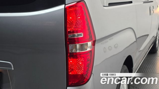 Hyundai Starex 2021 — photo 9
