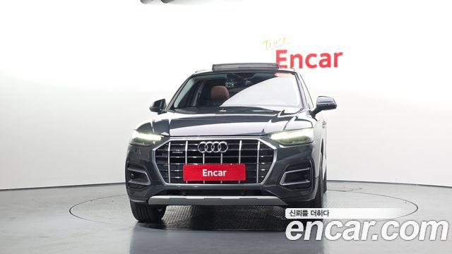Audi Q5 2023 — photo 3