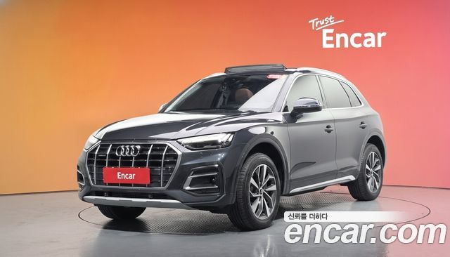 Audi Q5 2023 — photo 1