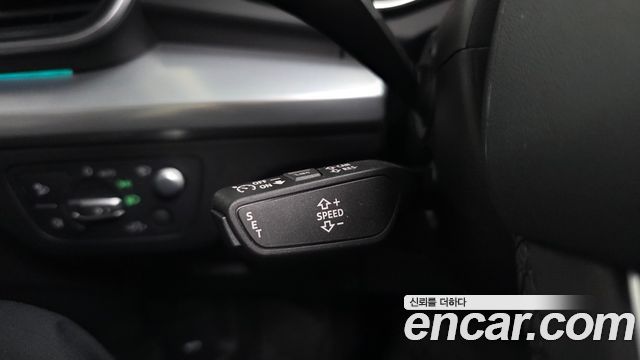 Audi Q5 2023 — photo 16