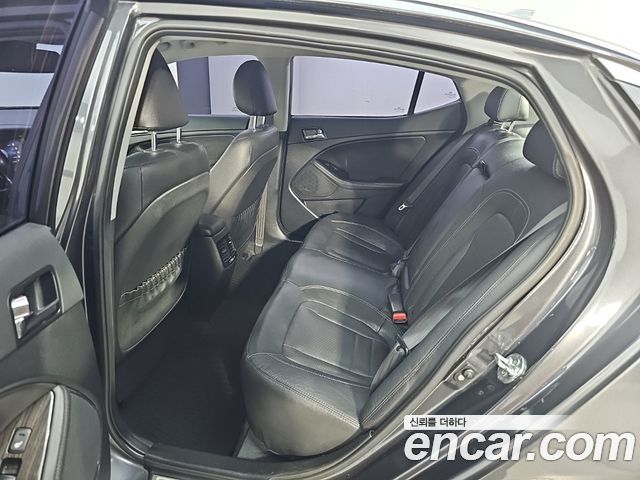 Kia K5 2013 — photo 12