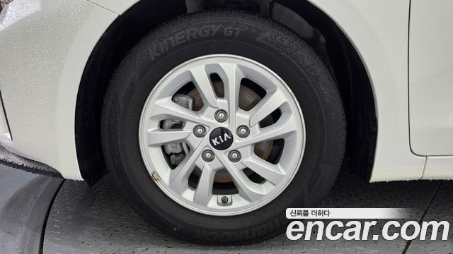 Kia K3 2020 — photo 5