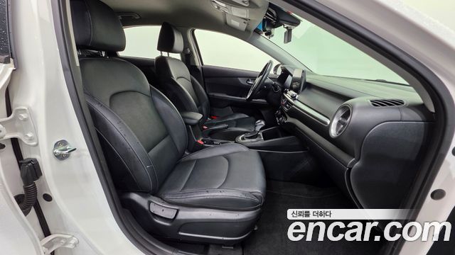 Kia K3 2020 — photo 10