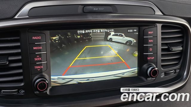 Kia Sorento 2019 — photo 16