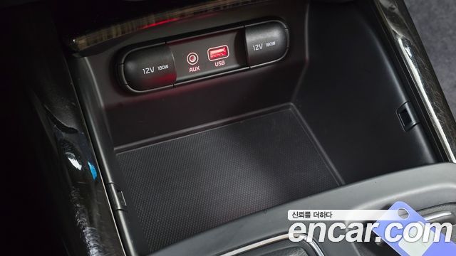 Kia Sorento 2019 — photo 18
