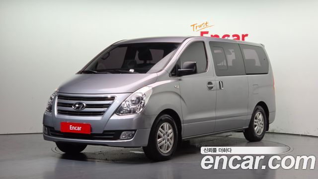 Hyundai Starex 2017 — photo 1