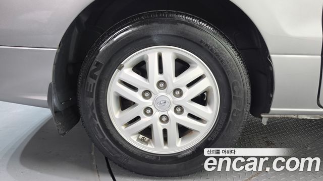 Hyundai Starex 2017 — photo 5