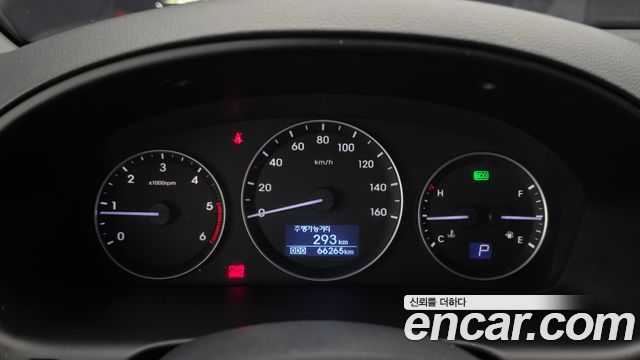 Hyundai Starex 2017 — photo 8