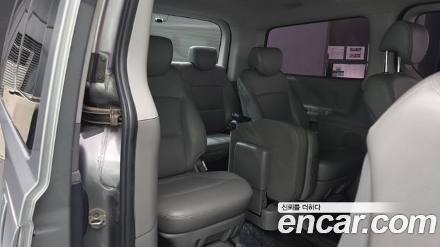 Hyundai Starex 2017 — photo 20