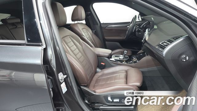 BMW X4 2022 — photo 17