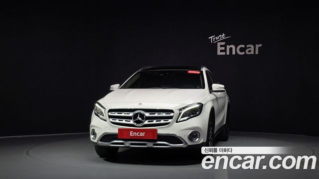 Mercedes-Benz GLA-Class 2019 — photo 3