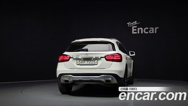 Mercedes-Benz GLA-Class 2019 — photo 4