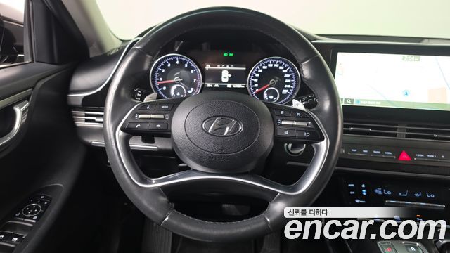 Hyundai Grandeur 2023 — photo 15
