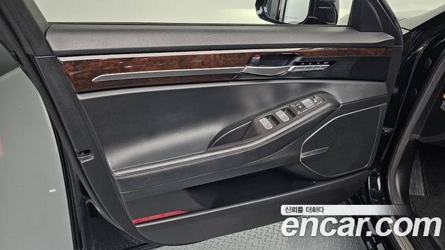 Genesis EQ900 2016 — photo 14