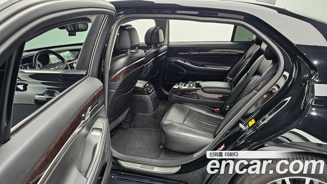 Genesis EQ900 2016 — photo 28