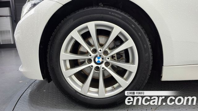 BMW 3-Series 2016 — photo 5