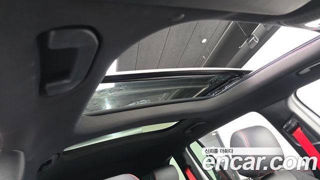 Mercedes-Benz GLB-Class 2021 — photo 23