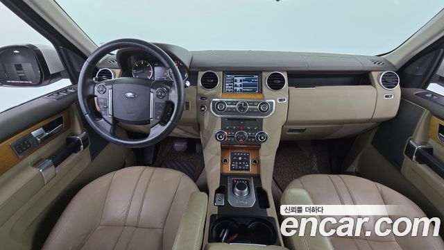 Land Rover Discovery 2015 — photo 7