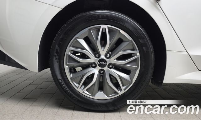 Kia K5 2023 — photo 5