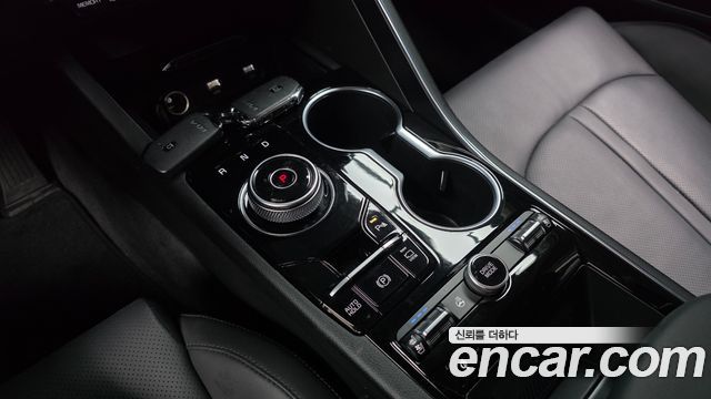 Kia K5 2023 — photo 12
