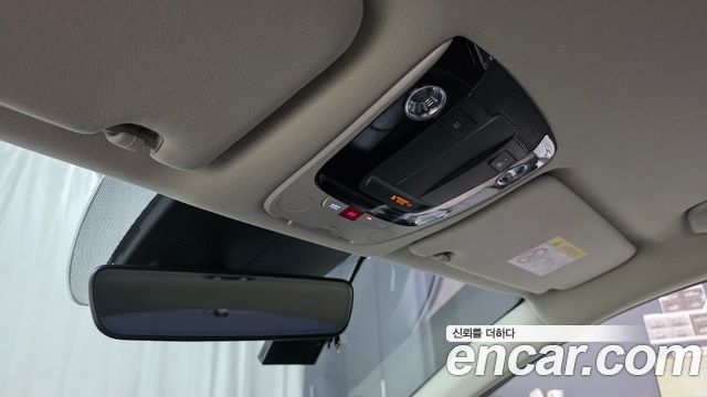 Kia K5 2023 — photo 24