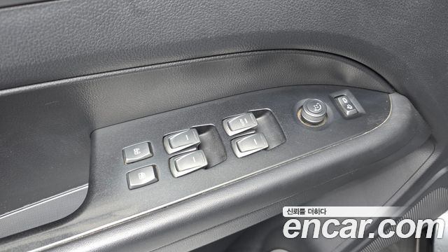 KG Mobility Rexton 2022 — photo 30