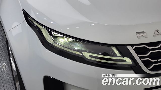 Land Rover Range Rover Evoque 2020 — photo 8