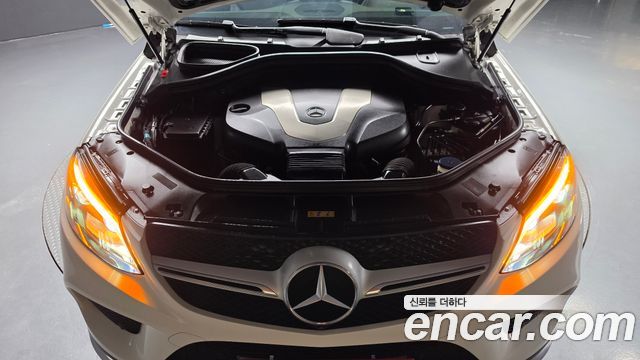Mercedes-Benz GLE-Class 2018 — photo 6