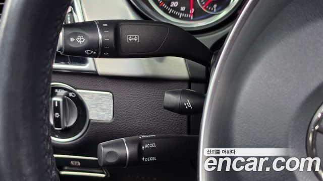Mercedes-Benz GLE-Class 2018 — photo 20