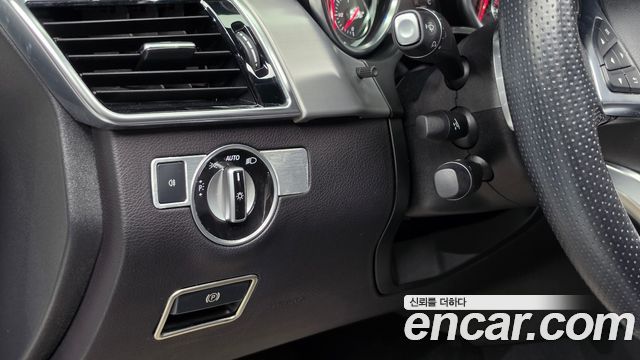 Mercedes-Benz GLE-Class 2018 — photo 23