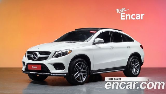 Mercedes-Benz GLE-Class 2018 — photo 1