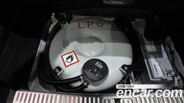 Kia K9 2022 — photo 20