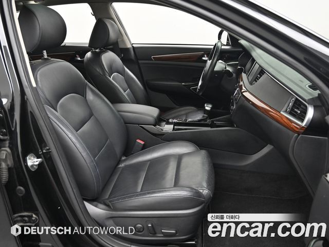 Kia K7 2016 — photo 10