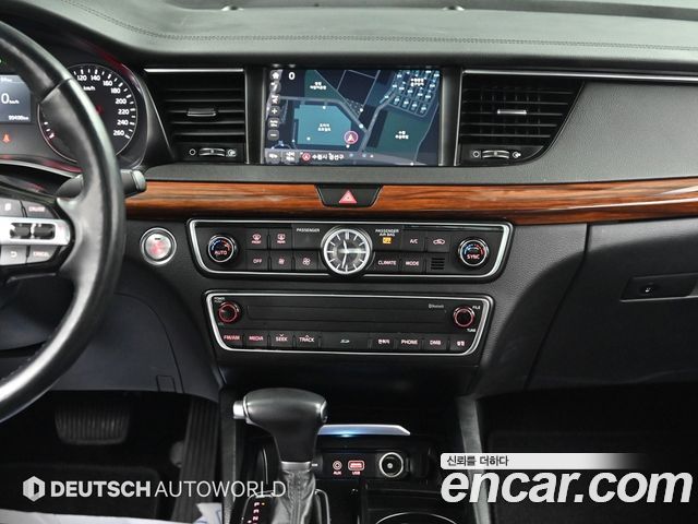 Kia K7 2016 — photo 14