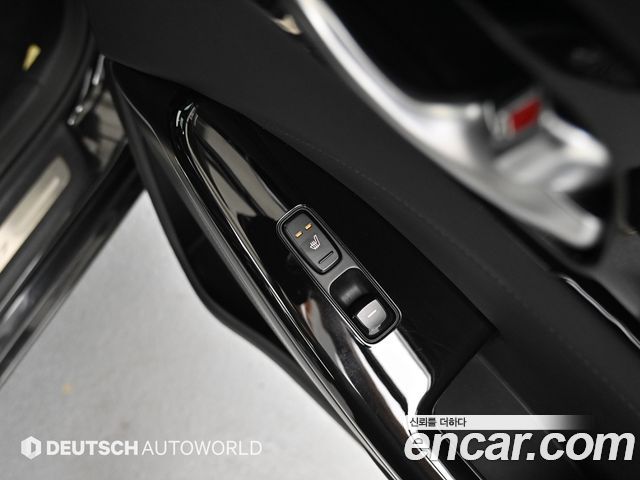 Kia K7 2016 — photo 16