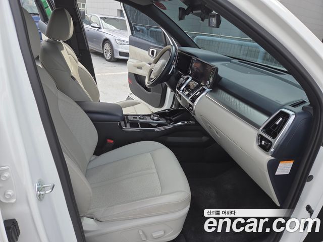 Kia Sorento 2023 — photo 12