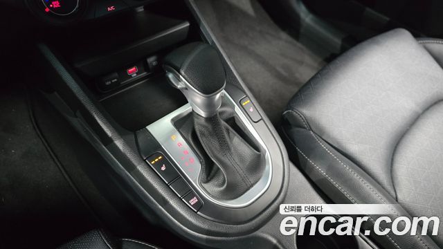 Kia K3 2023 — photo 9