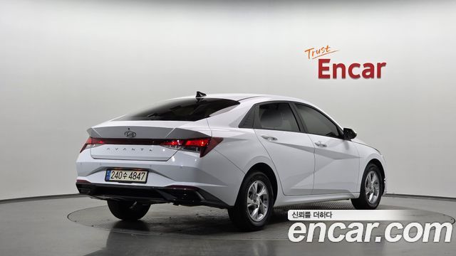 Hyundai AVANTE 2021 — photo 2