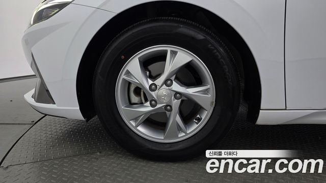 Hyundai AVANTE 2021 — photo 5