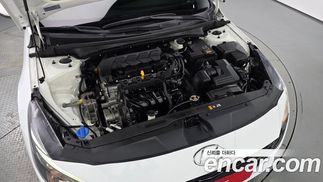 Hyundai AVANTE 2021 — photo 6